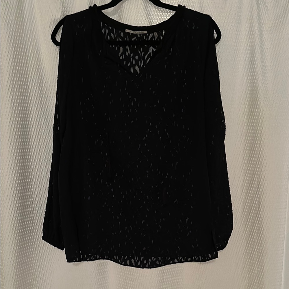 T Tahari Black Long Sleeve Blouse